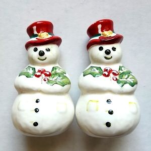 Snowman Salt & Pepper Shakers